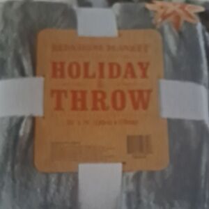 Berkshire Holiday Throw Blanket - Gray and White